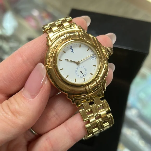 Men’s YSL watch - Picture 4 of 9